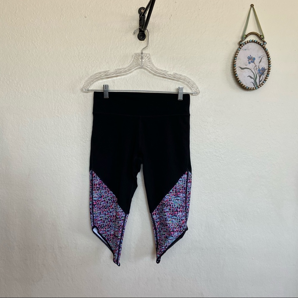 Fabletics Ultra Capri Shorts Leggings